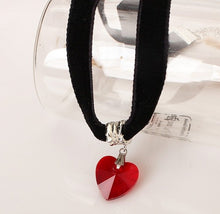 Load image into Gallery viewer, Velvet Woman&#39;s Heart Crystal Pendant Necklace