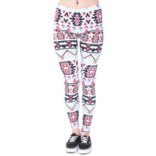 Load image into Gallery viewer, ZOHRA Women&#39;s Aztec Print Leggings